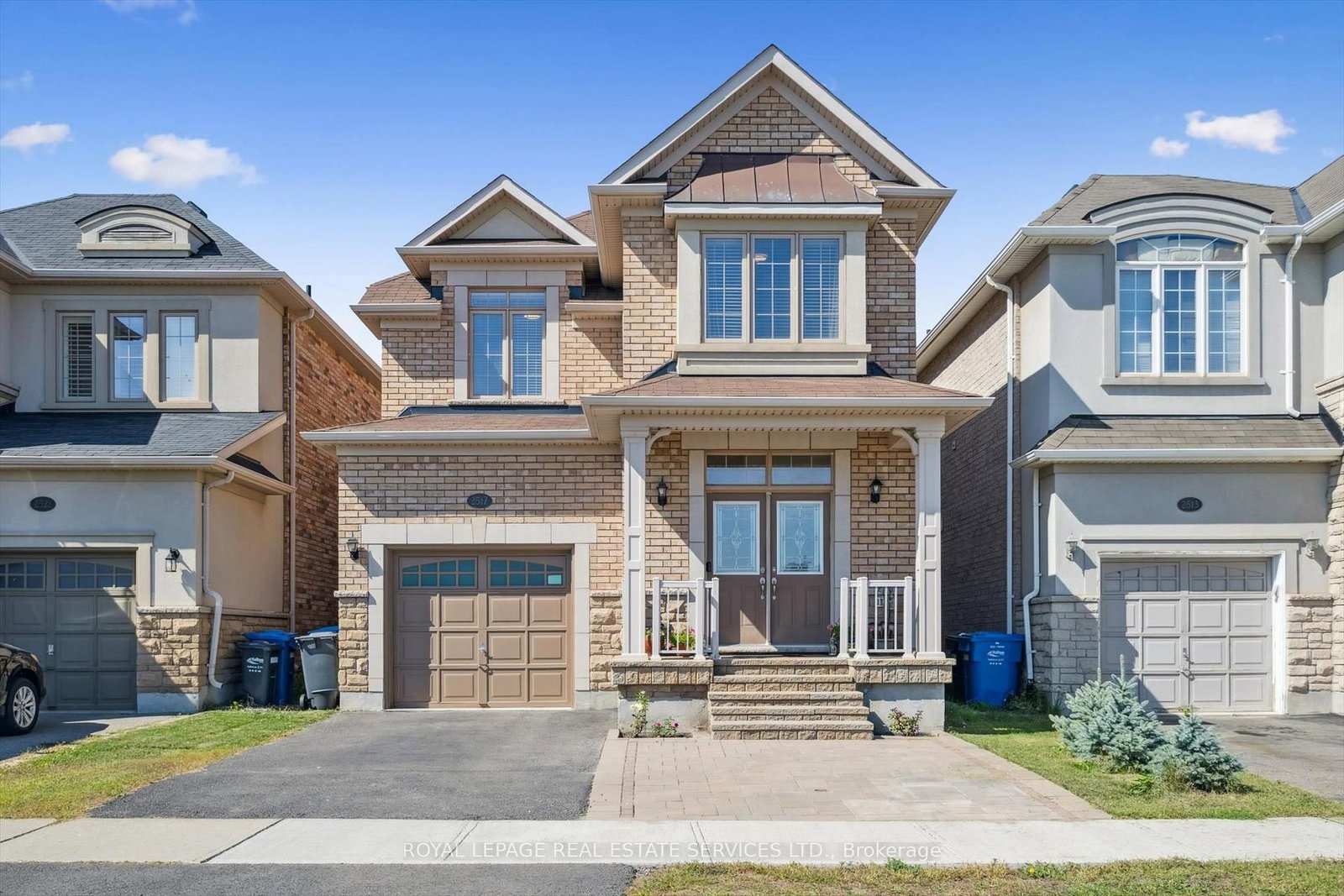 2517 Pine Glen Road • Oakville, ON photo 2