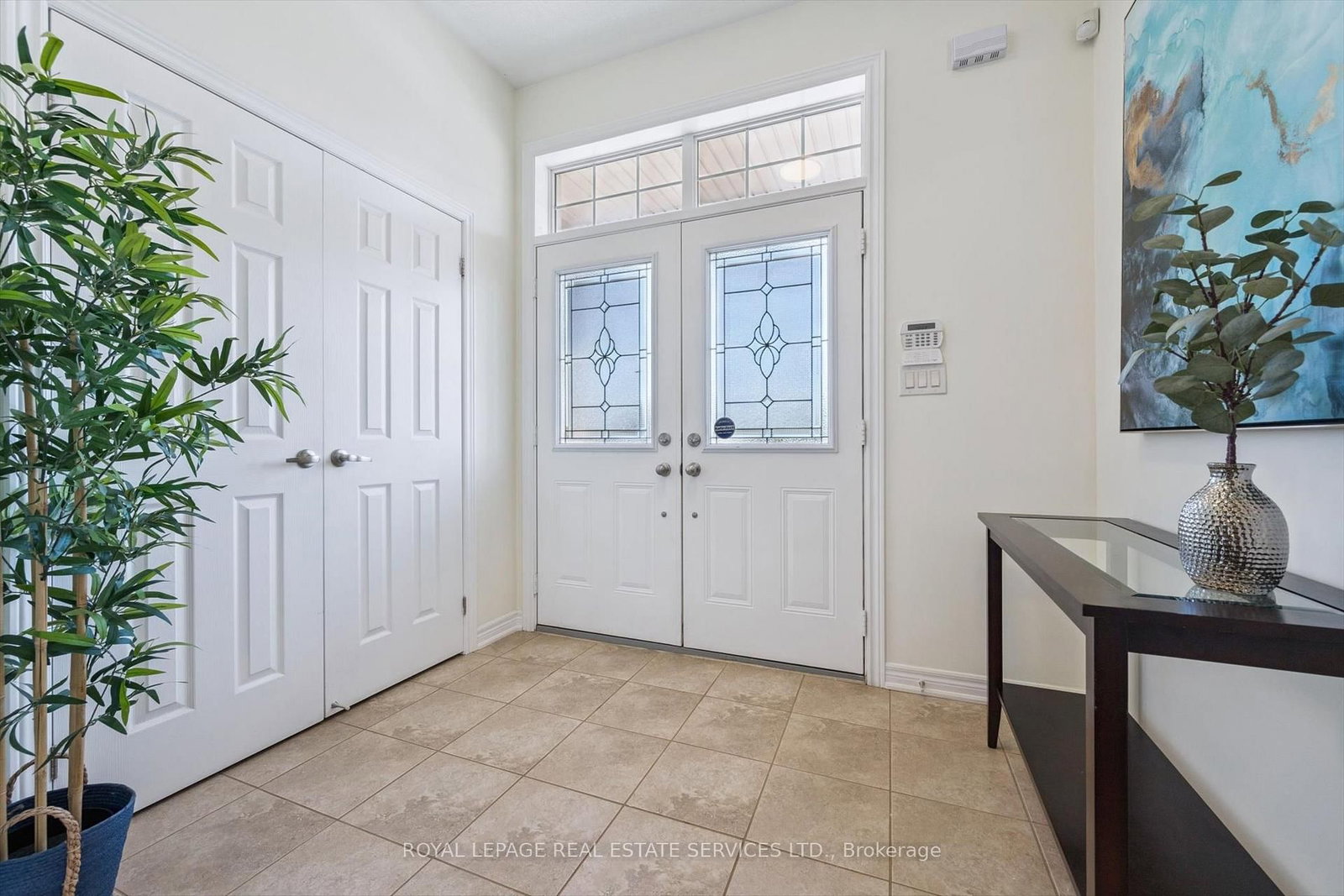 2517 Pine Glen Road • Oakville, ON photo 6