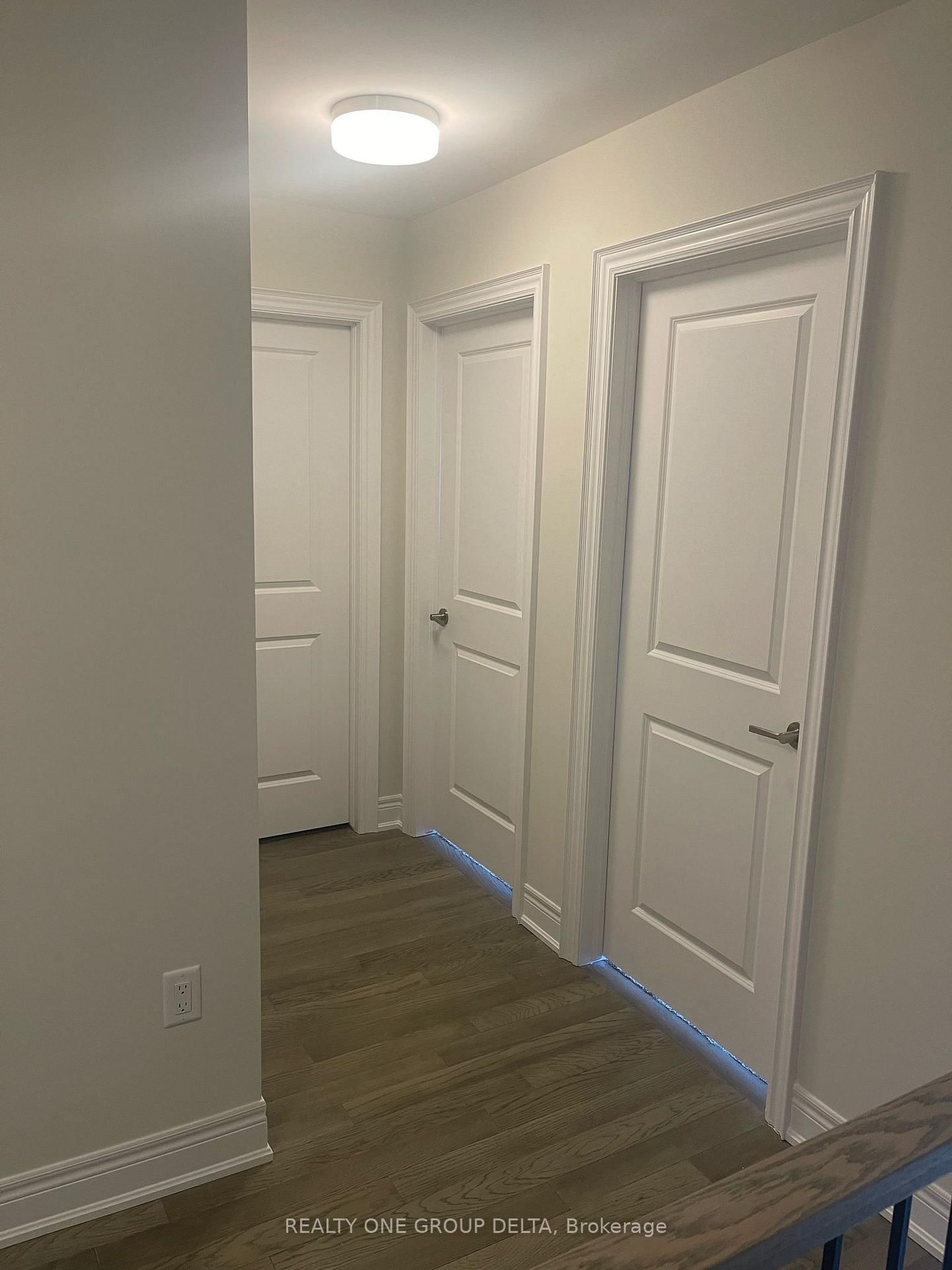 2178 Postmaster Drive • Oakville, ON photo 20