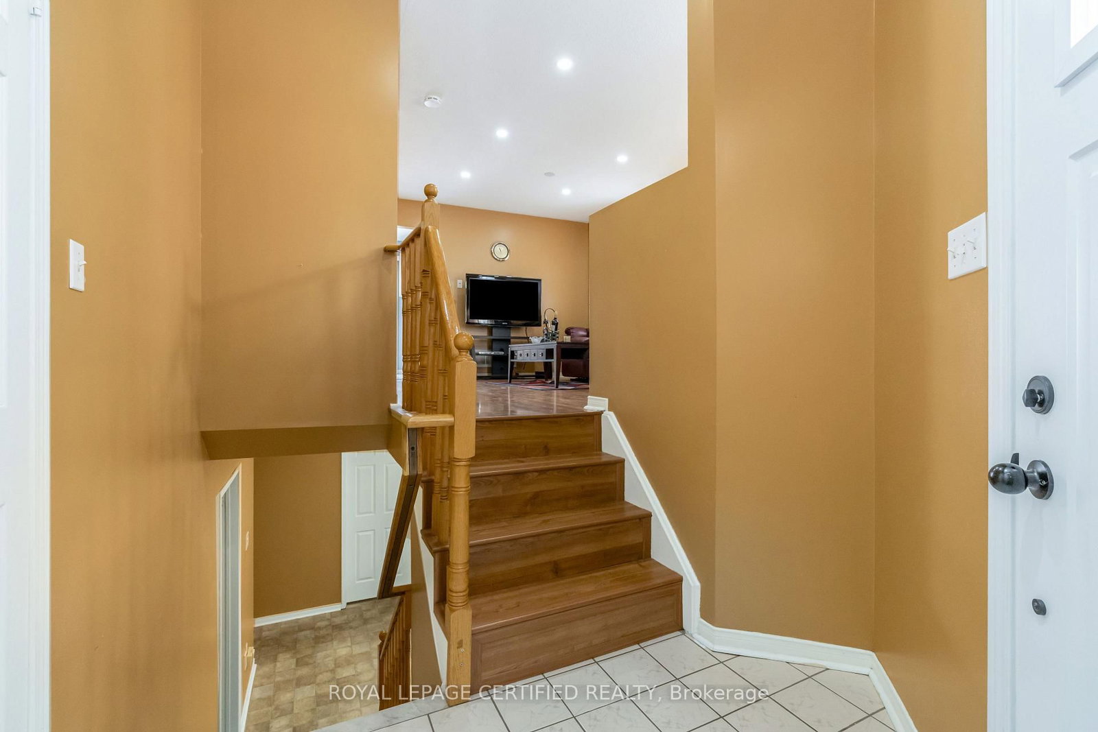 45 Springview Drive • Brampton, ON photo 5