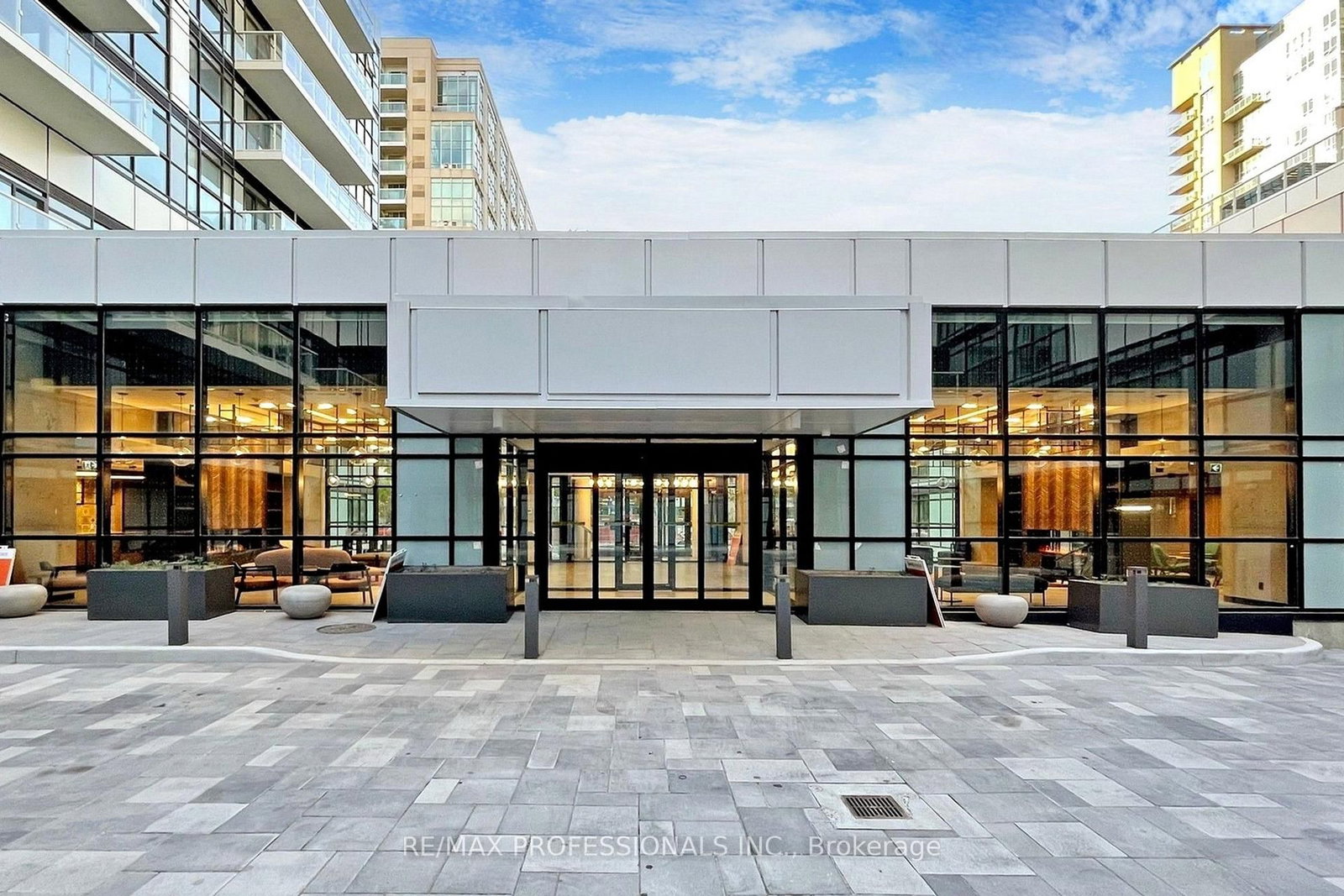 251 Manitoba Street • #504 • Toronto, ON photo 13