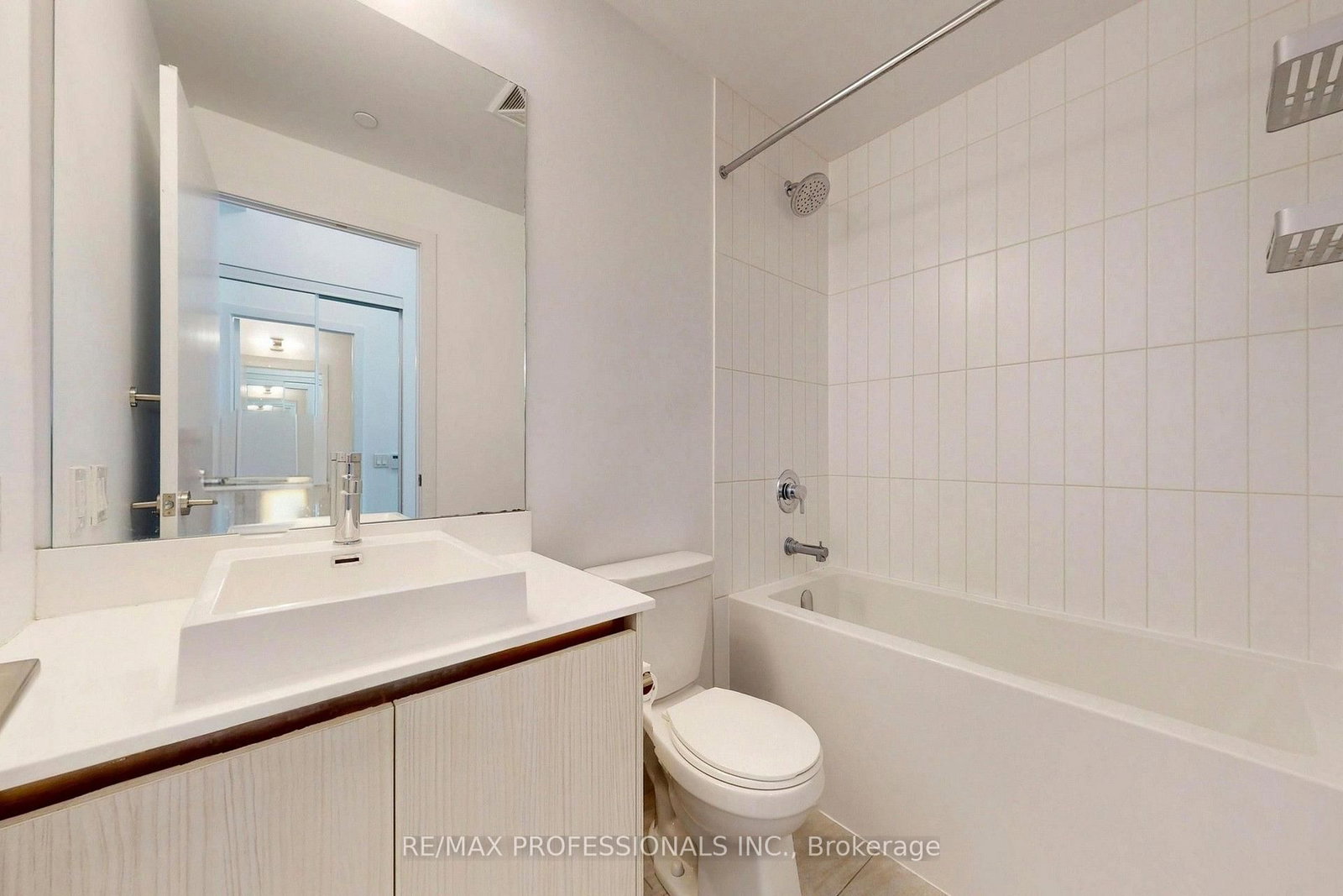 251 Manitoba Street • #504 • Toronto, ON photo 6