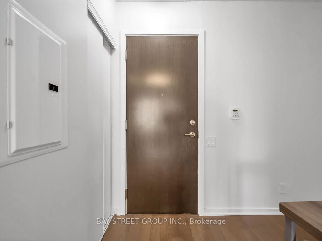 105 The Queensway Avenue • #1501 • Toronto, ON photo 13