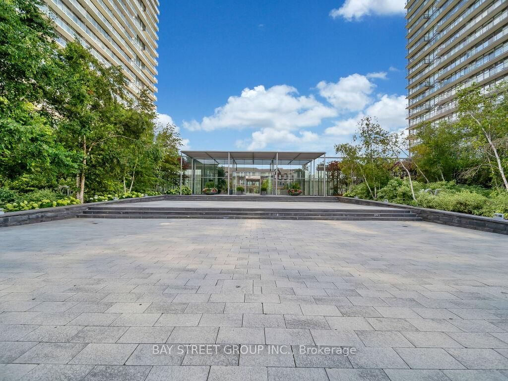 105 The Queensway Avenue • #1501 • Toronto, ON photo 34