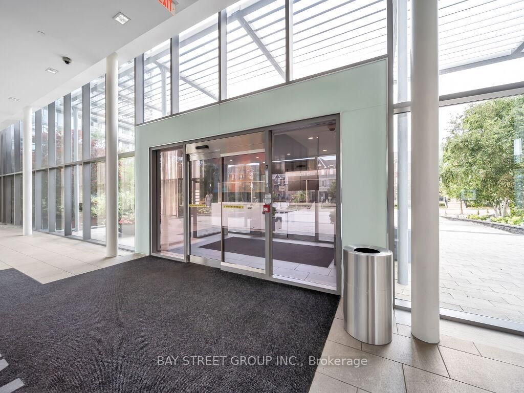 105 The Queensway Avenue • #1501 • Toronto, ON photo 4