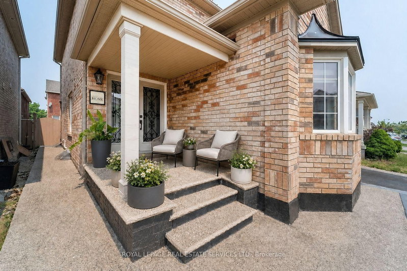 243 McDougall Cross