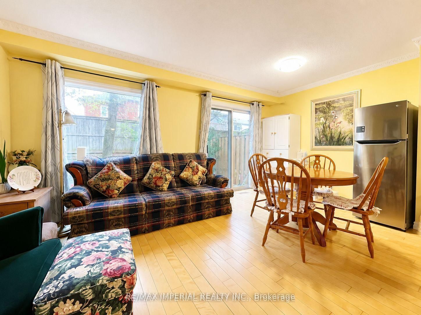 53, Upper RM1-2955 Thomas St, Mississauga, view 4