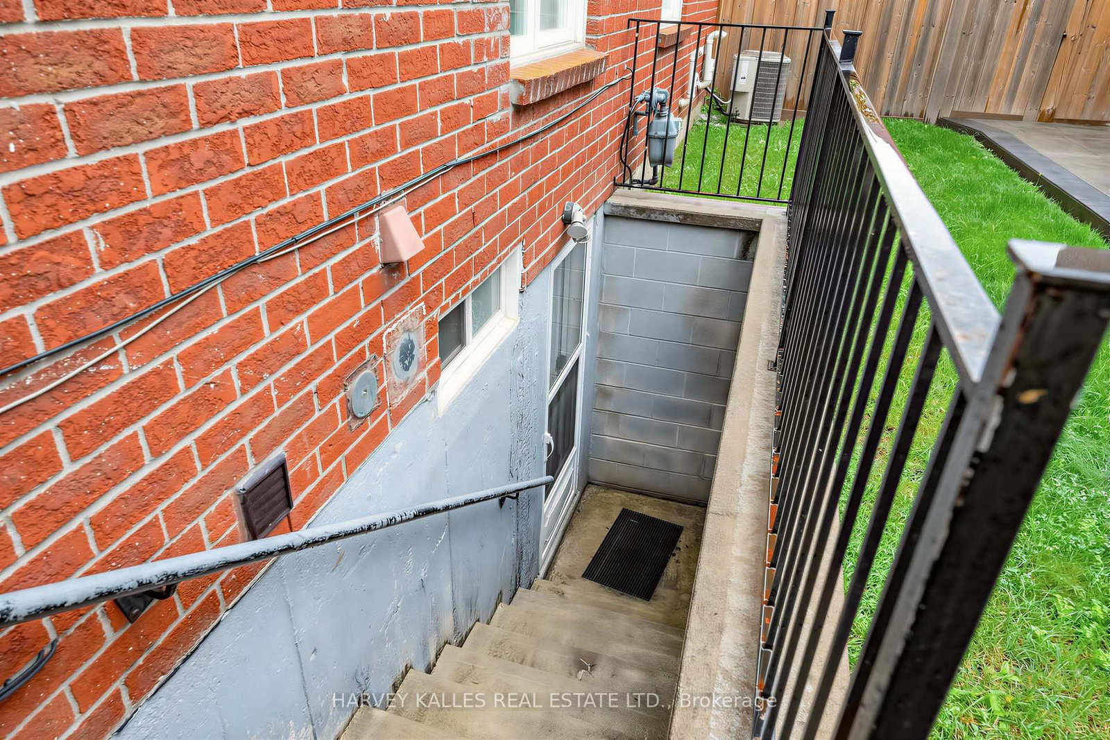 3501 Copernicus Drive • Mississauga, ON photo 32