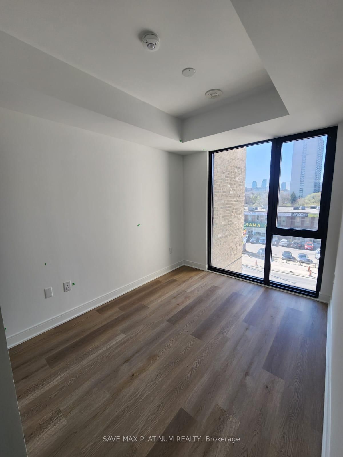 407-86 Dundas St, Mississauga, view 13