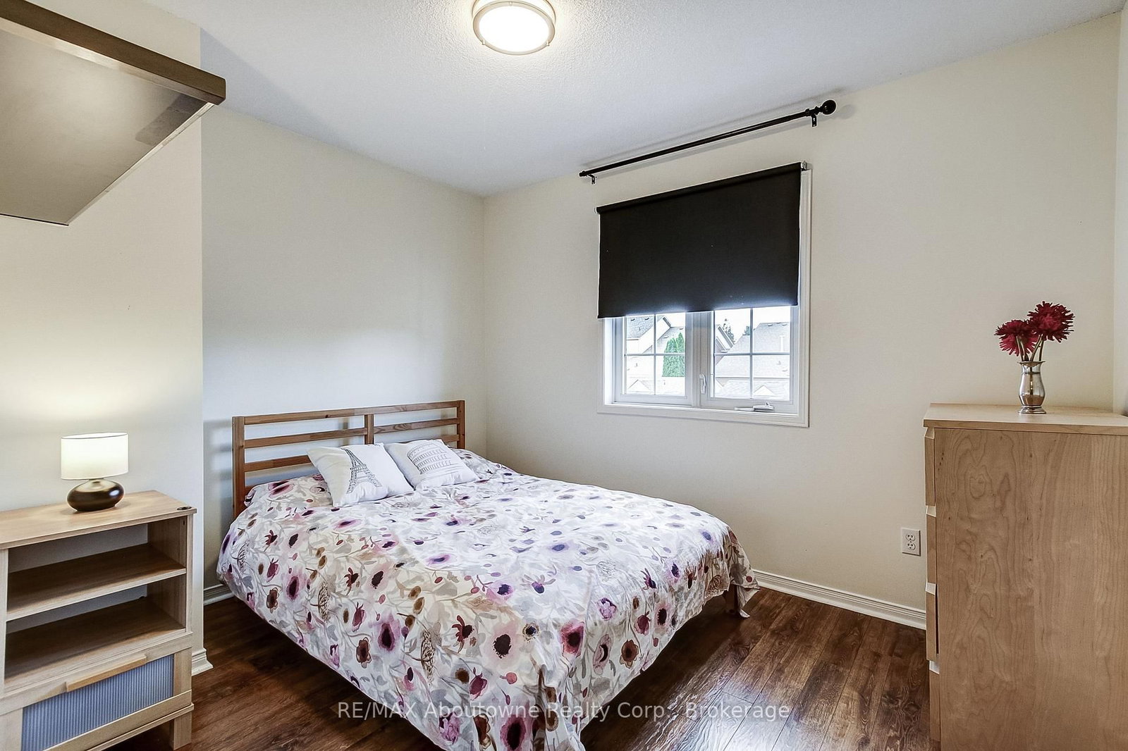 2150 Forest Gate Park • Oakville, ON photo 19