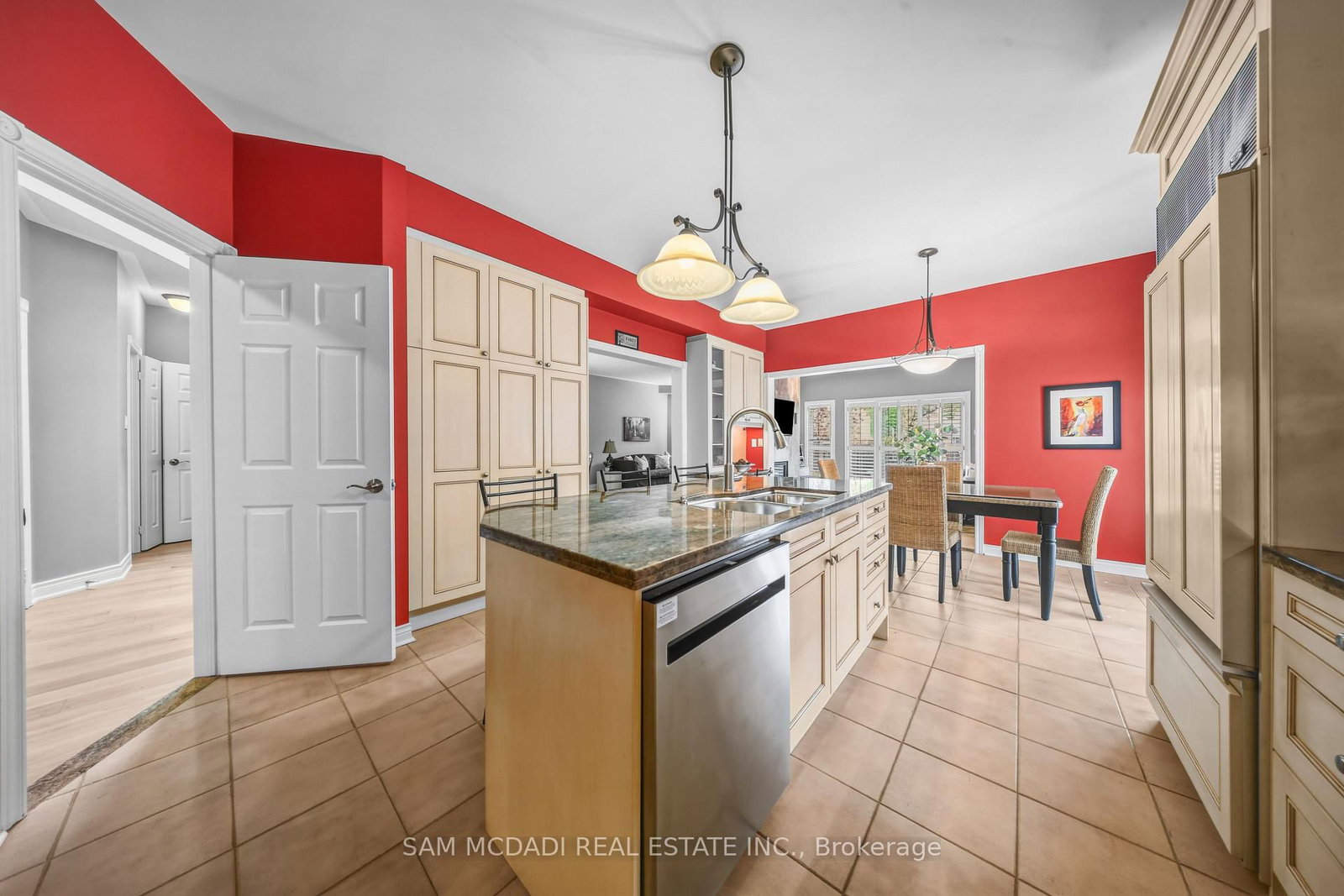 5519 Windy Hill Court • Mississauga, ON photo 6