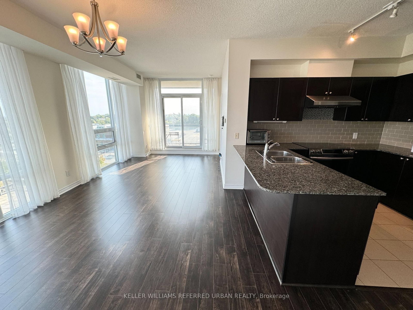 702-3525 Kariya Dr, Mississauga, view 4