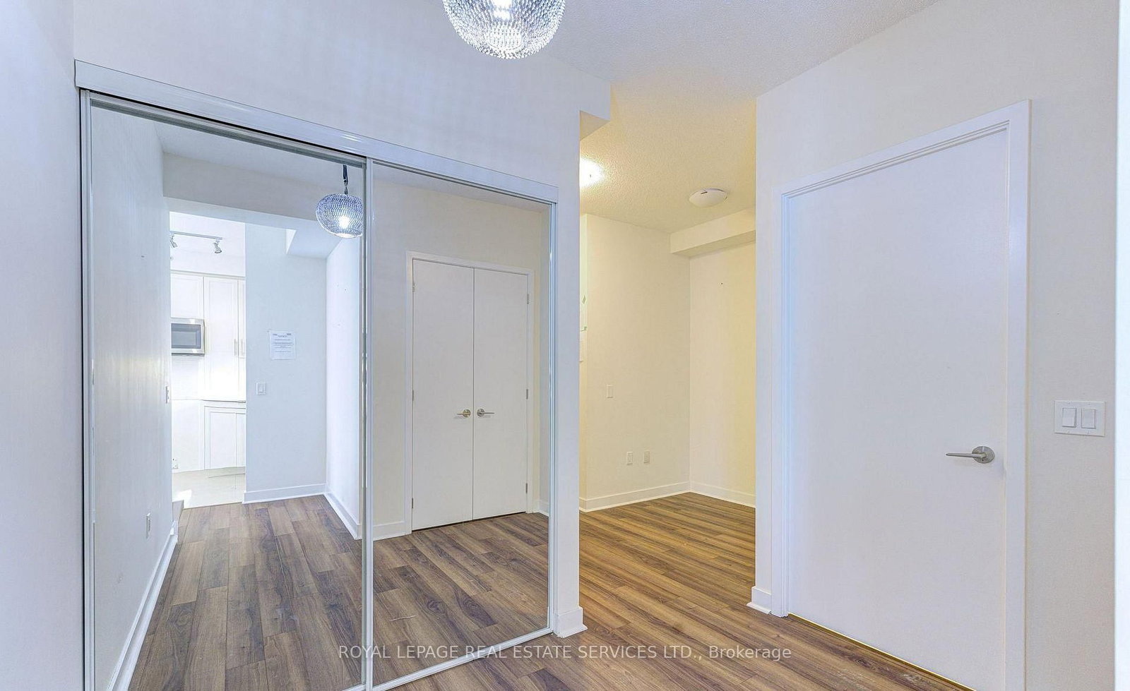 2809-3975 Grand Park Dr, Mississauga, view 7
