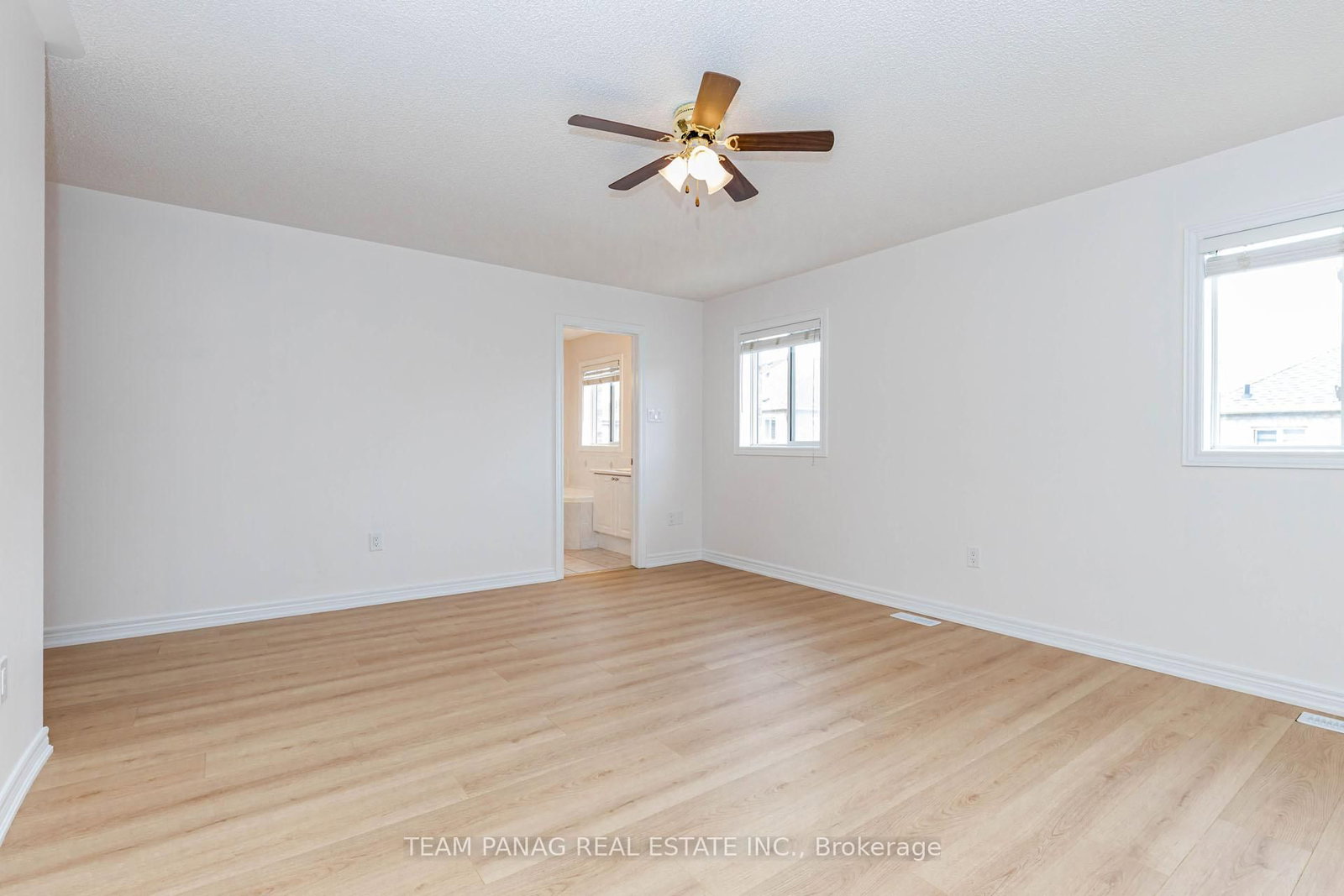 7 Village Lake Crescent • Brampton, ON photo 31
