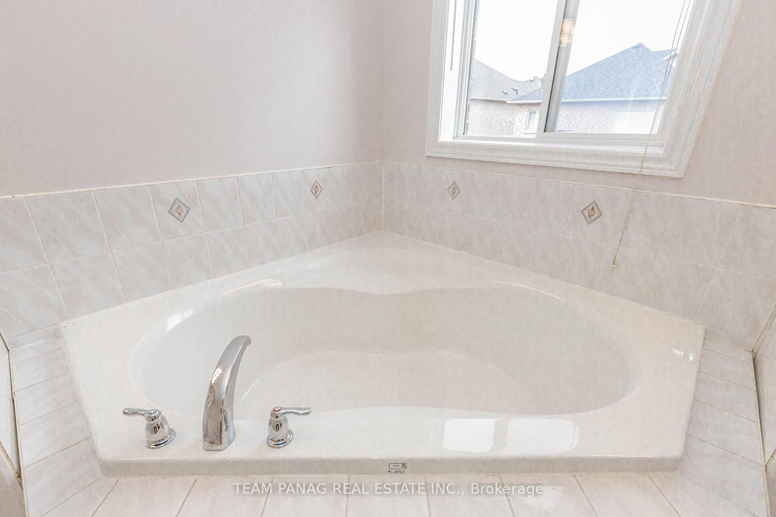 7 Village Lake Crescent • Brampton, ON photo 35