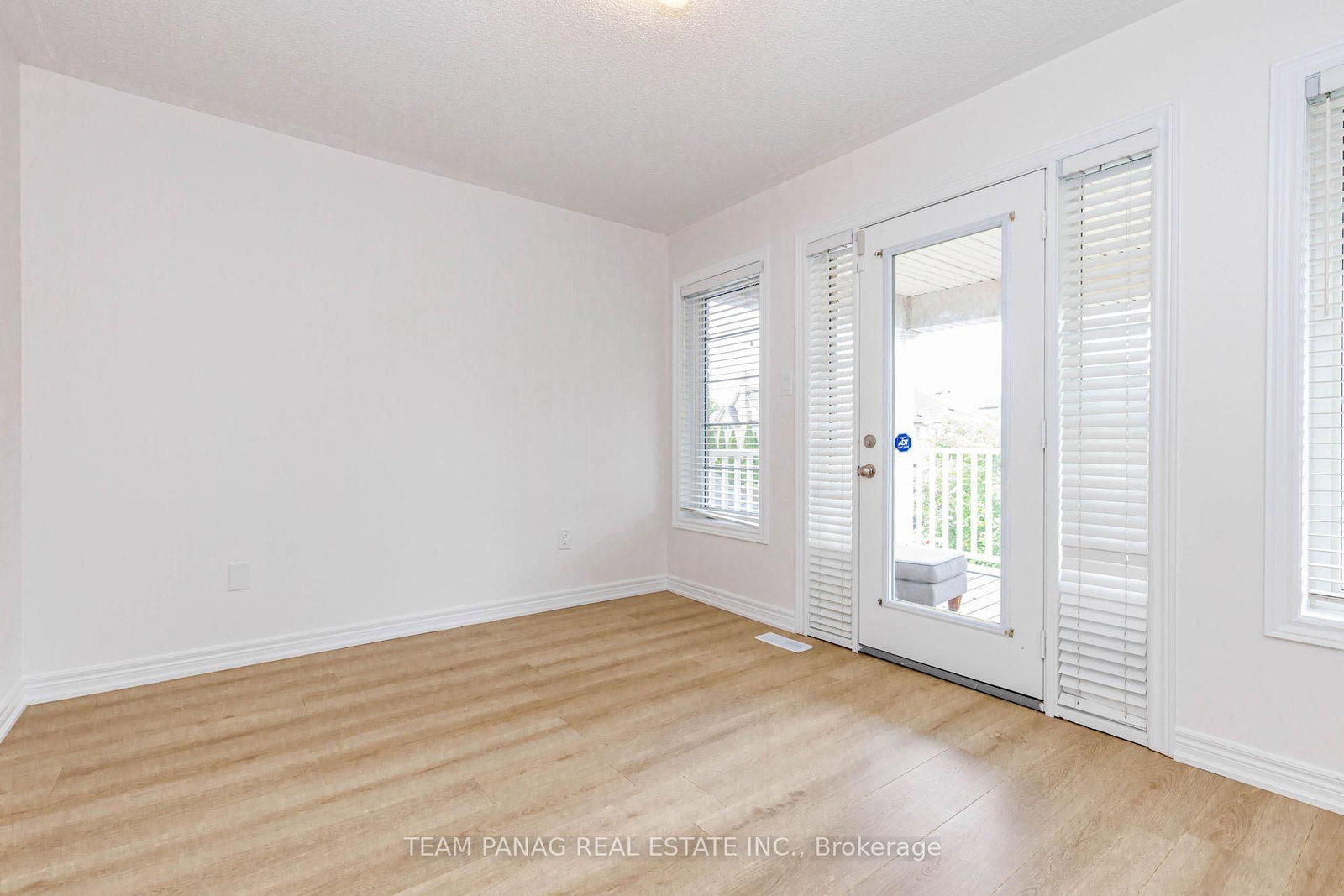 7 Village Lake Crescent • Brampton, ON photo 43