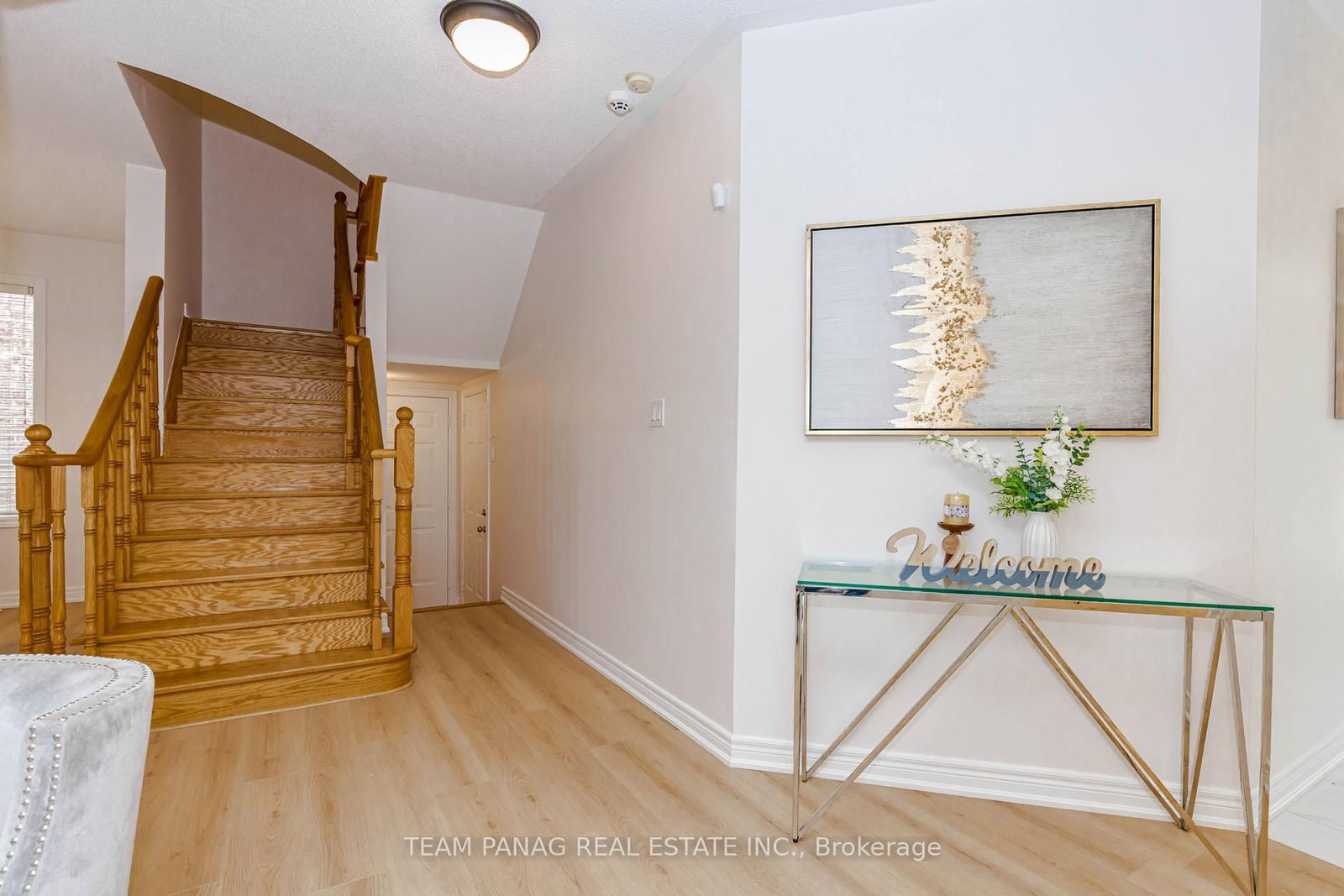 7 Village Lake Crescent • Brampton, ON photo 6