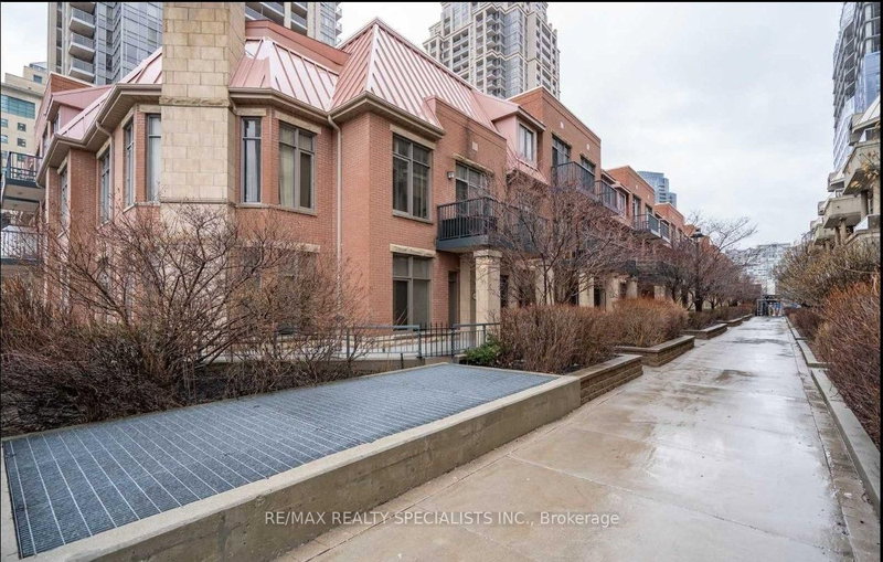 320 - 330 Princess Royal Drive