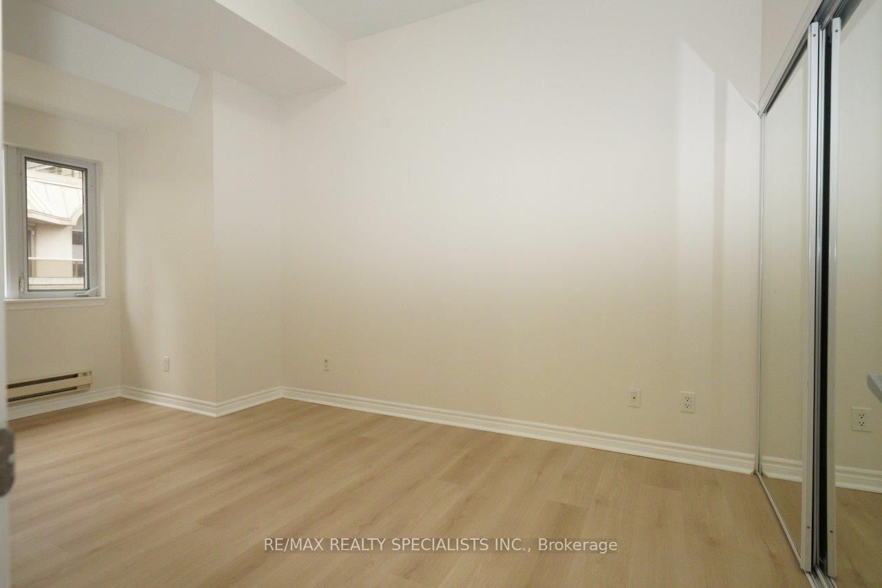 320-330 Princess Royal Dr, Mississauga, view 20