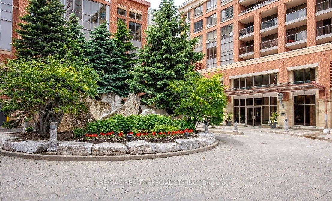 320-330 Princess Royal Dr, Mississauga, view 25
