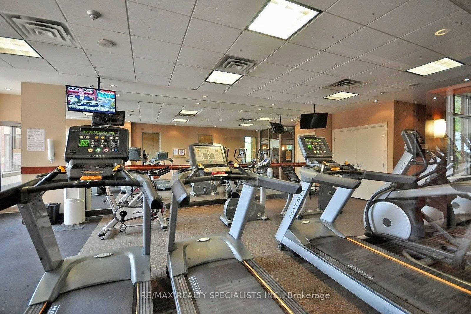 320-330 Princess Royal Dr, Mississauga, view 34