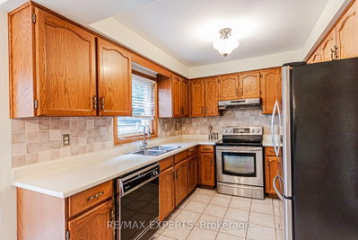 1343 Greenwood Oakville,ON L6J 6V4 — Photo 10
