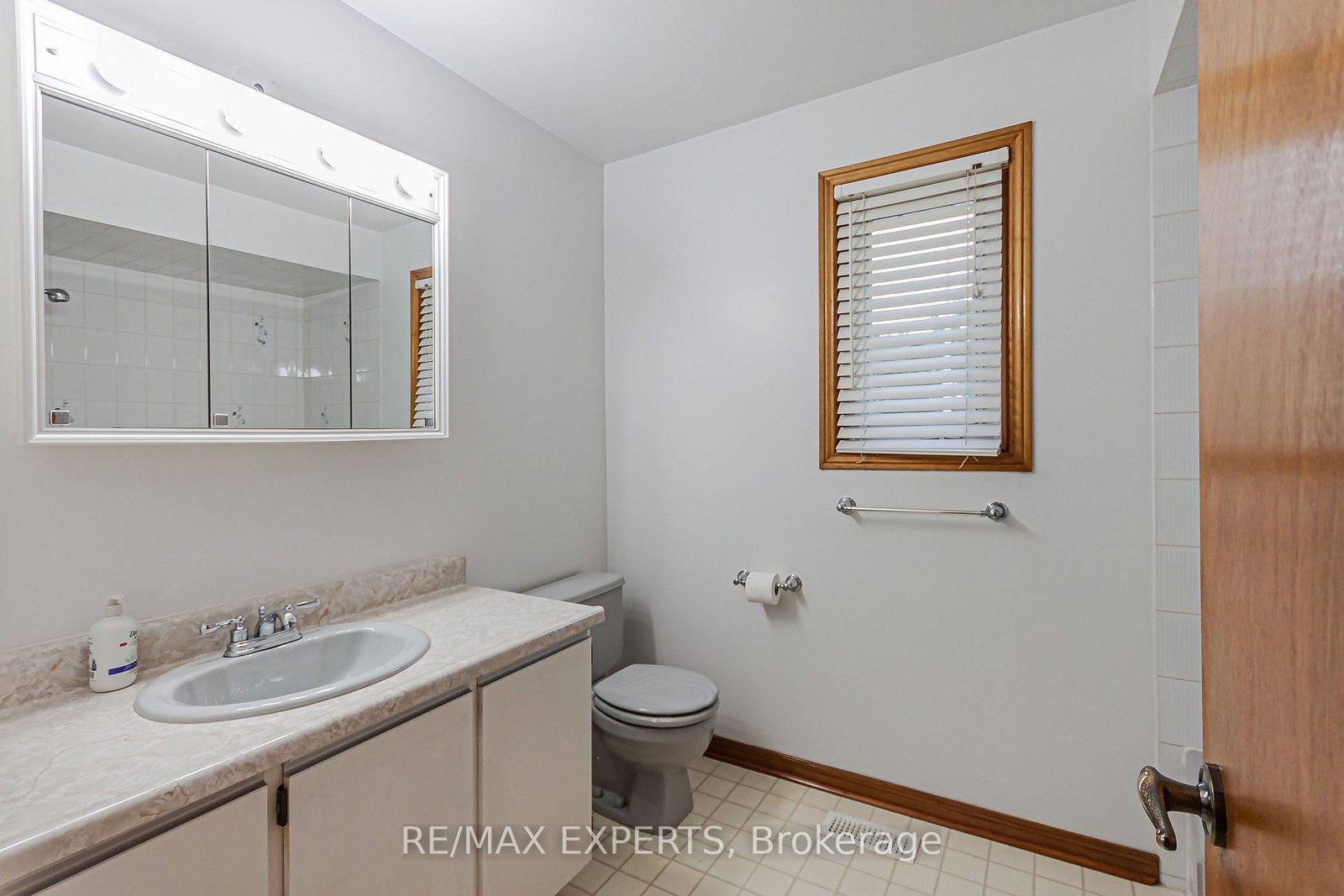 1343 Greenwood Crescent • Oakville, ON photo 24