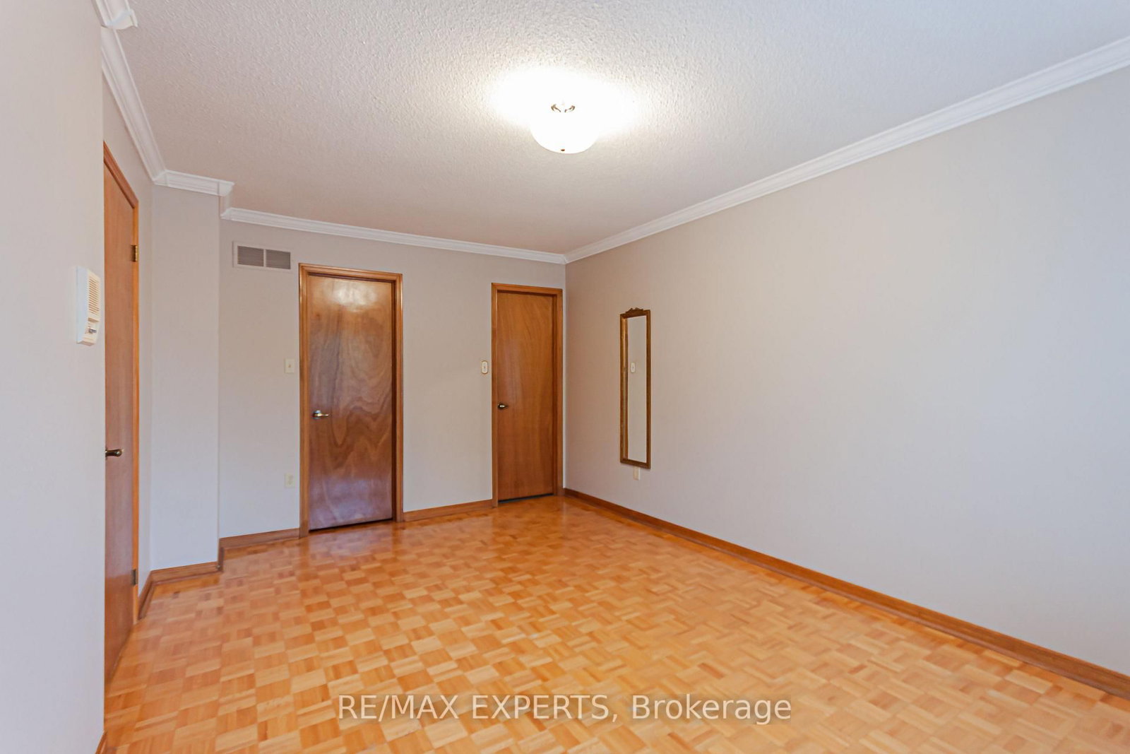 1343 Greenwood Crescent • Oakville, ON photo 34