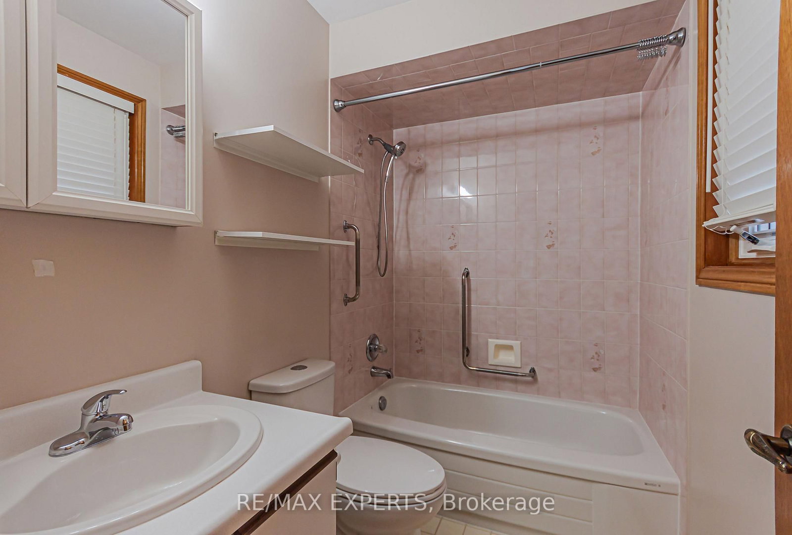 1343 Greenwood Crescent • Oakville, ON photo 35