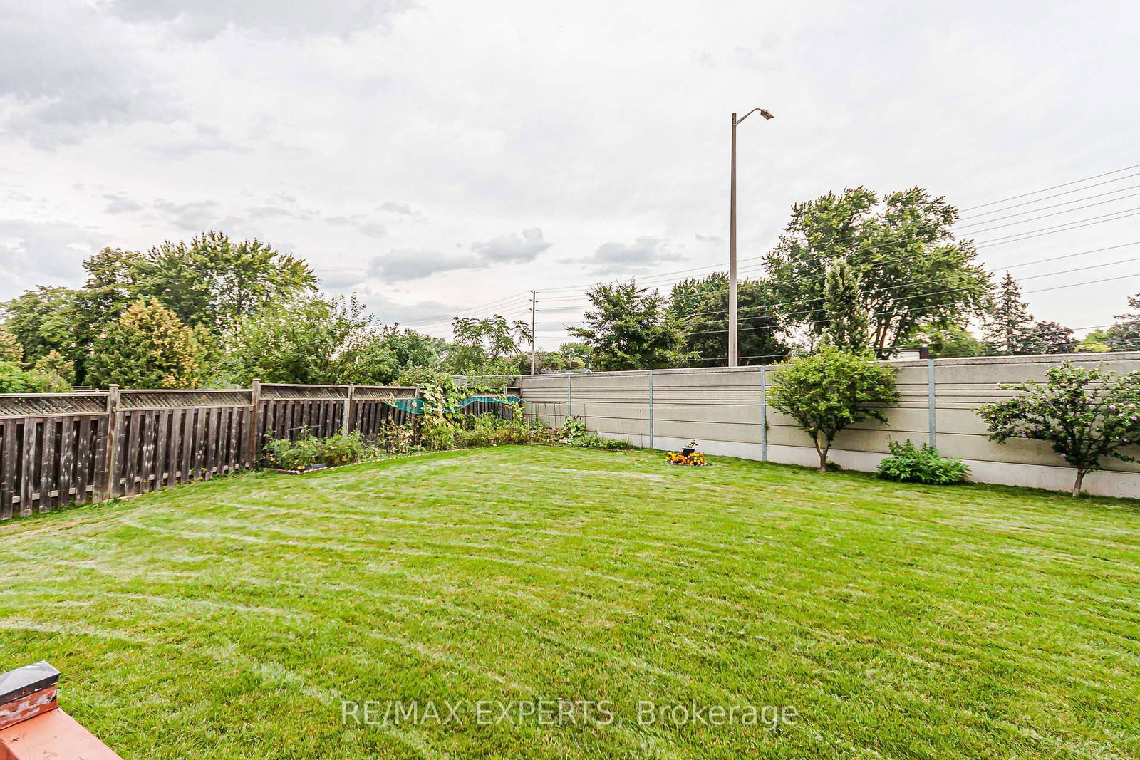 1343 Greenwood Crescent • Oakville, ON photo 40