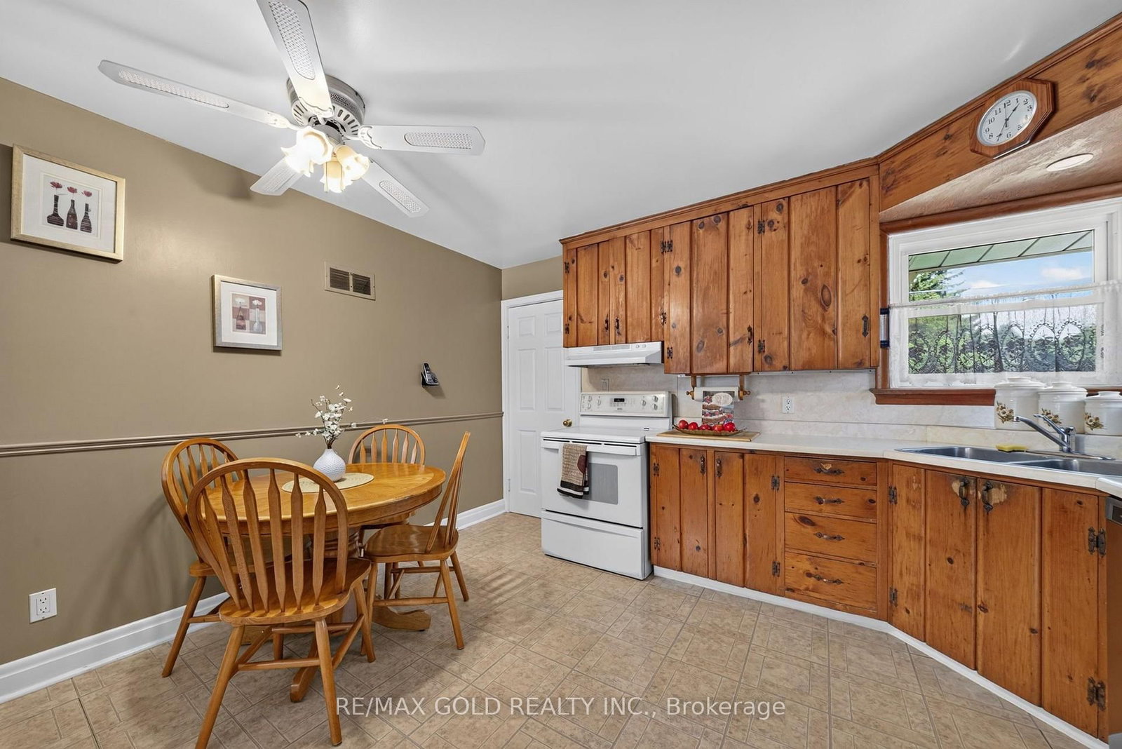 29 Treleaven Drive • Brampton, ON photo 23