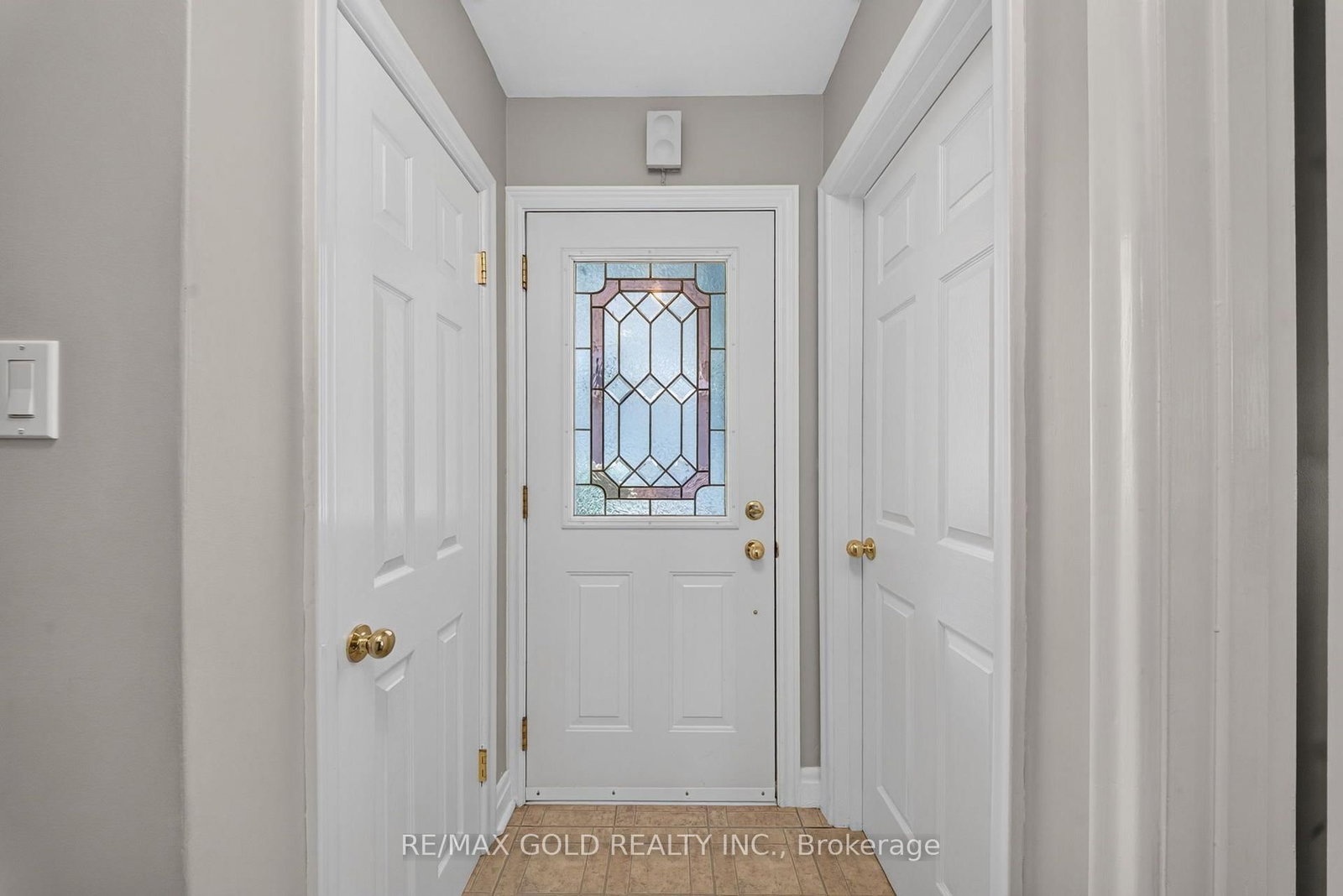 29 Treleaven Drive • Brampton, ON photo 3