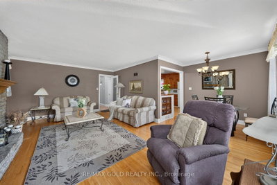 29 Treleaven Drive • Brampton, ON photo 6