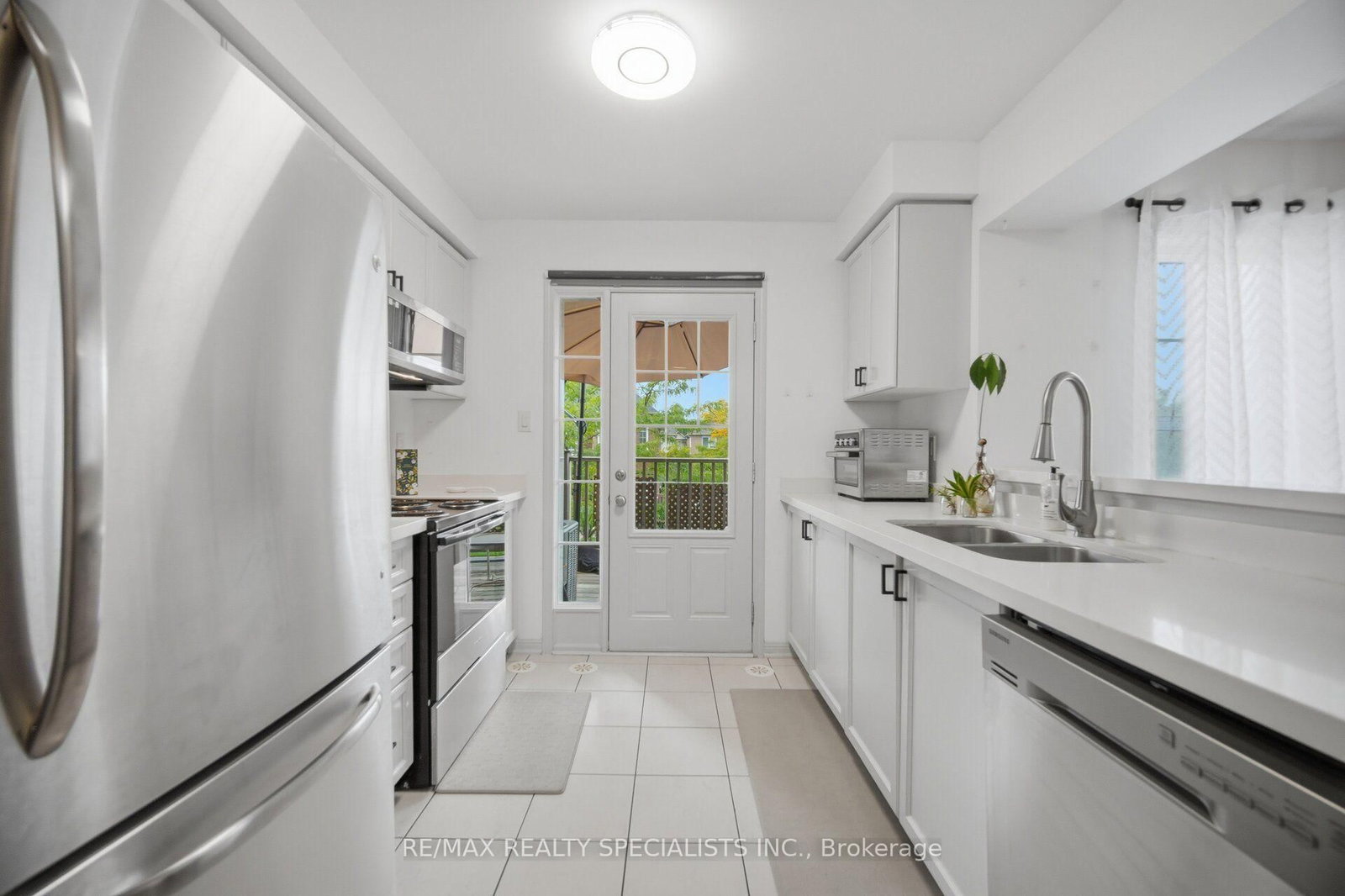 220 Mortimer Crescent • Milton, ON photo 19