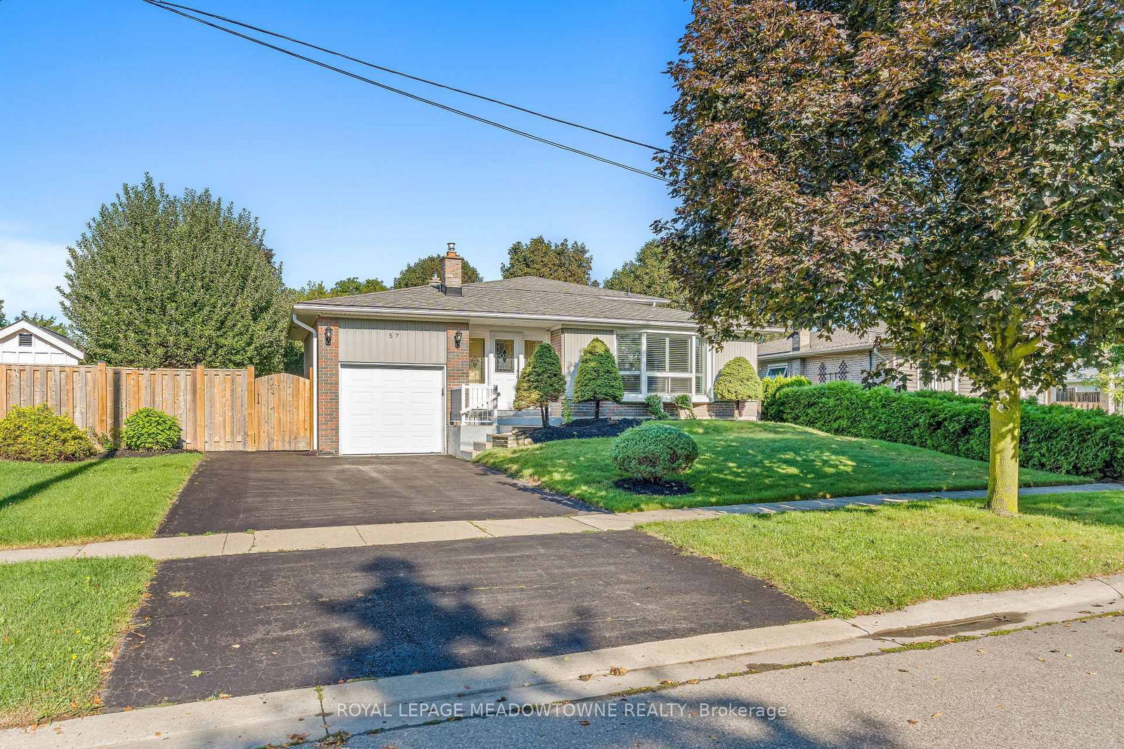 57 Dawson Crescent • Halton Hills, ON photo 1