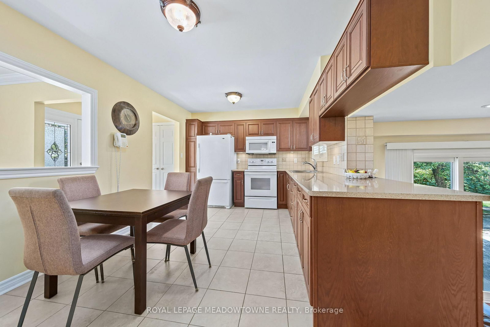 57 Dawson Crescent • Halton Hills, ON photo 11