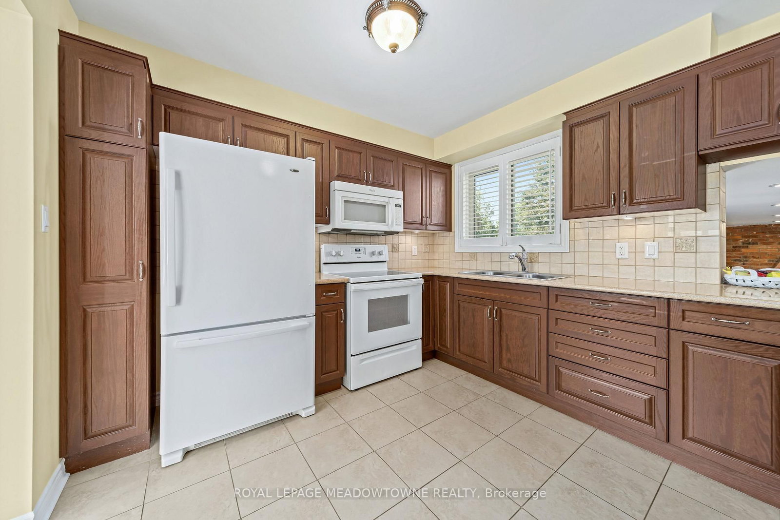 57 Dawson Crescent • Halton Hills, ON photo 13