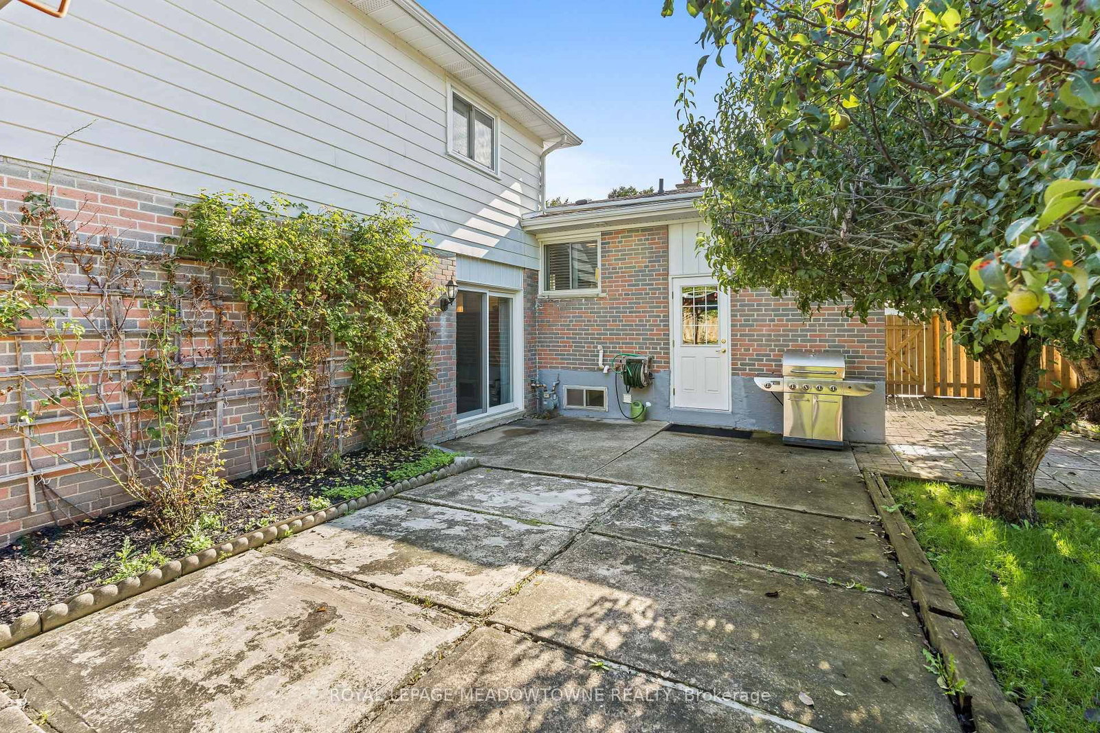 57 Dawson Crescent • Halton Hills, ON photo 38
