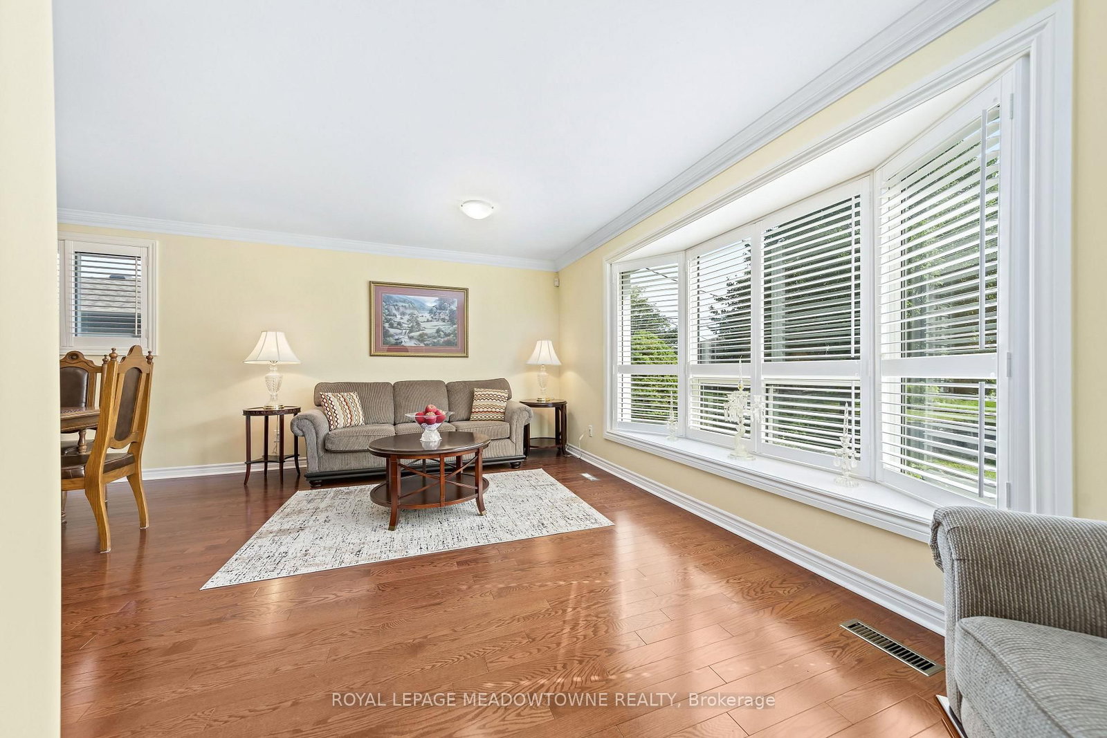 57 Dawson Crescent • Halton Hills, ON photo 5