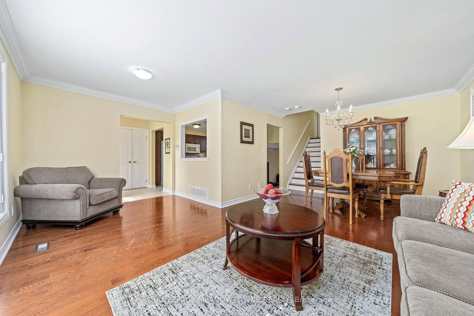 57 Dawson Crescent • Halton Hills, ON photo 8