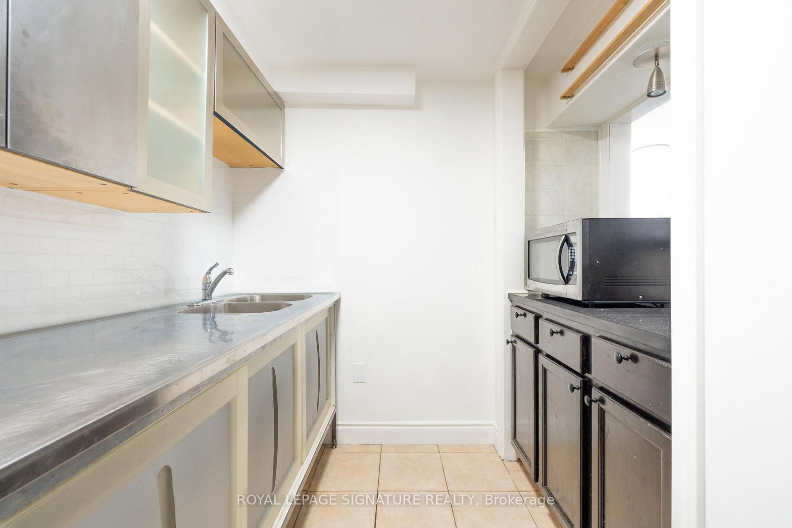 674 Abana Rd, Mississauga, view 10