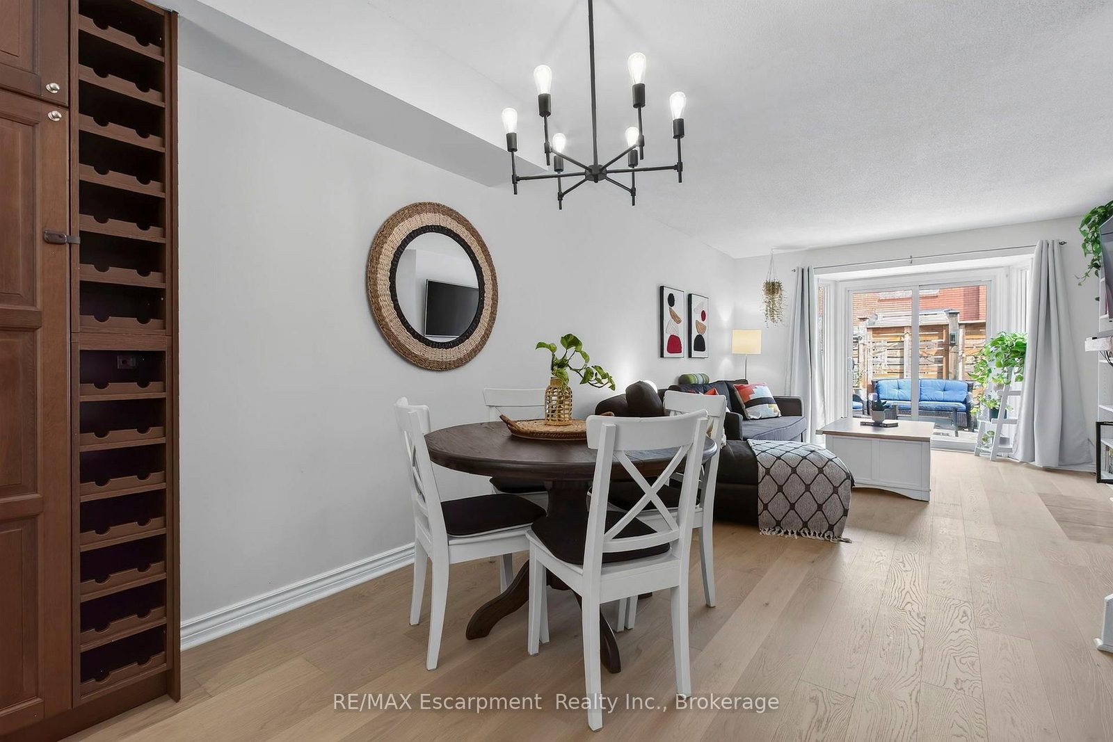 895 Maple Avenue • #425 • Burlington, ON photo 11