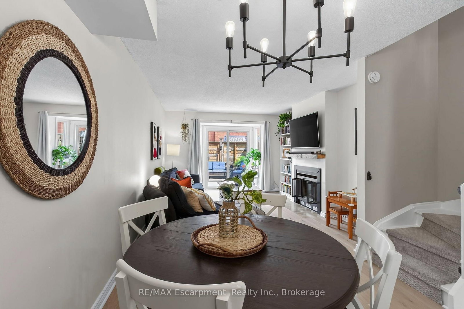 895 Maple Avenue • #425 • Burlington, ON photo 13