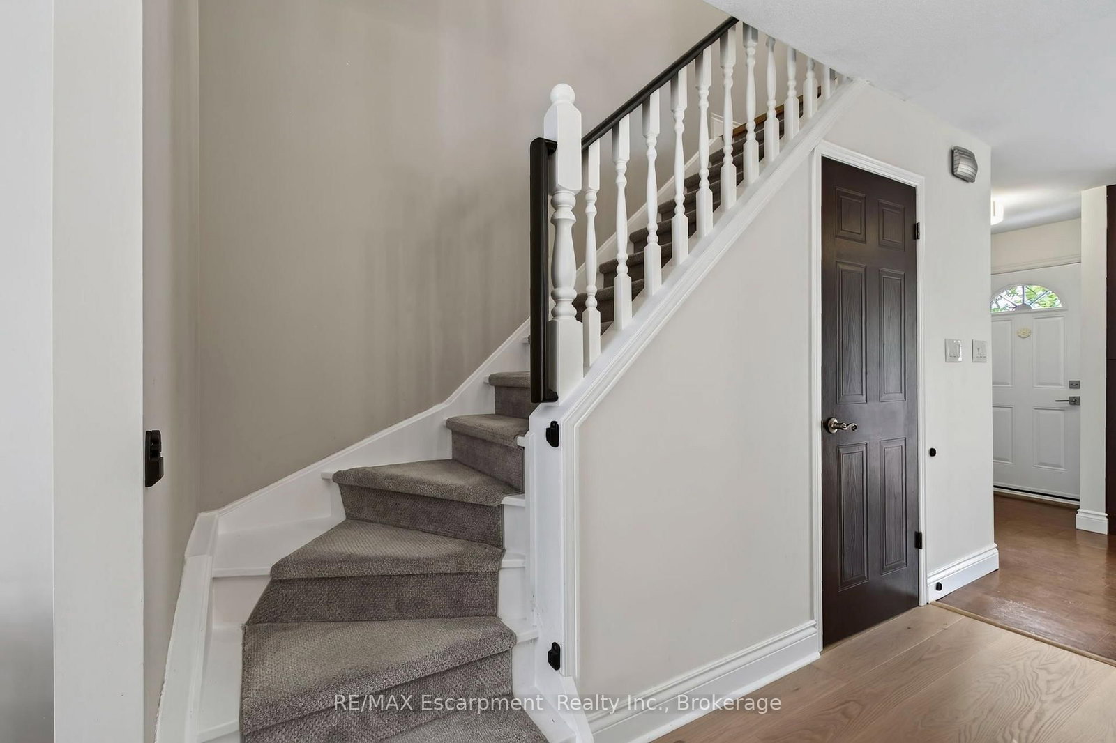 895 Maple Avenue • #425 • Burlington, ON photo 23