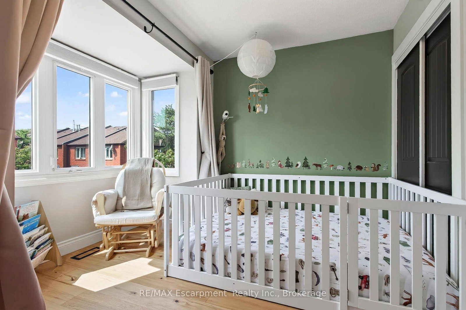 895 Maple Avenue • #425 • Burlington, ON photo 32