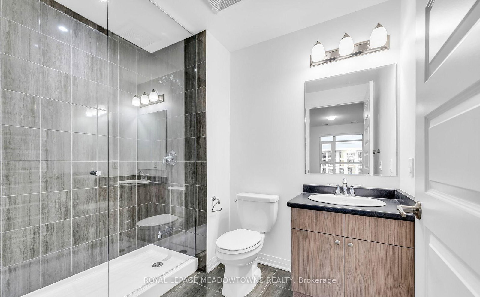 460 Gordon Krantz Milton,ON L9E 1A8 — Photo 16