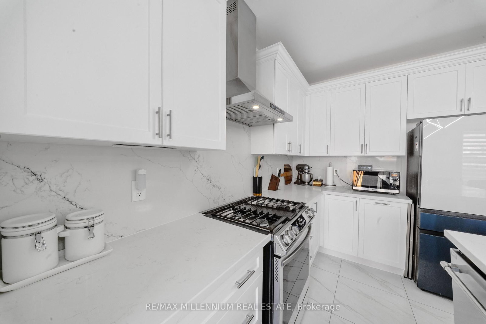 20 Calabria Drive • Caledon, ON photo 11