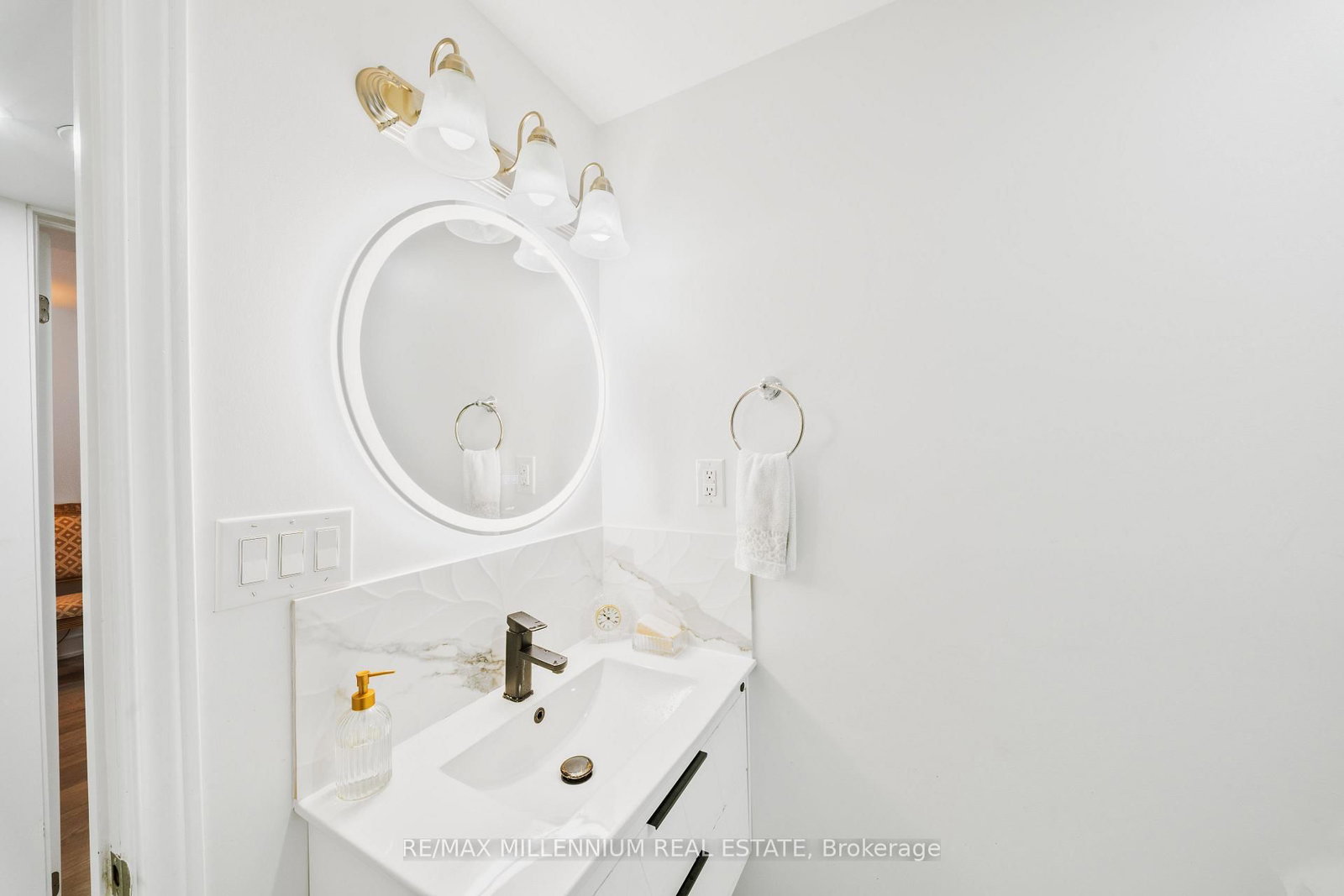 20 Calabria Drive • Caledon, ON photo 37
