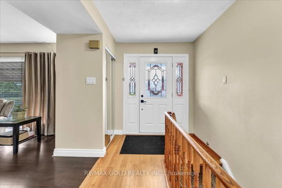 53 Dorchester Drive • Brampton, ON photo 6