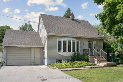 2343 Mountainside Drive • Burlington, ON photo 5